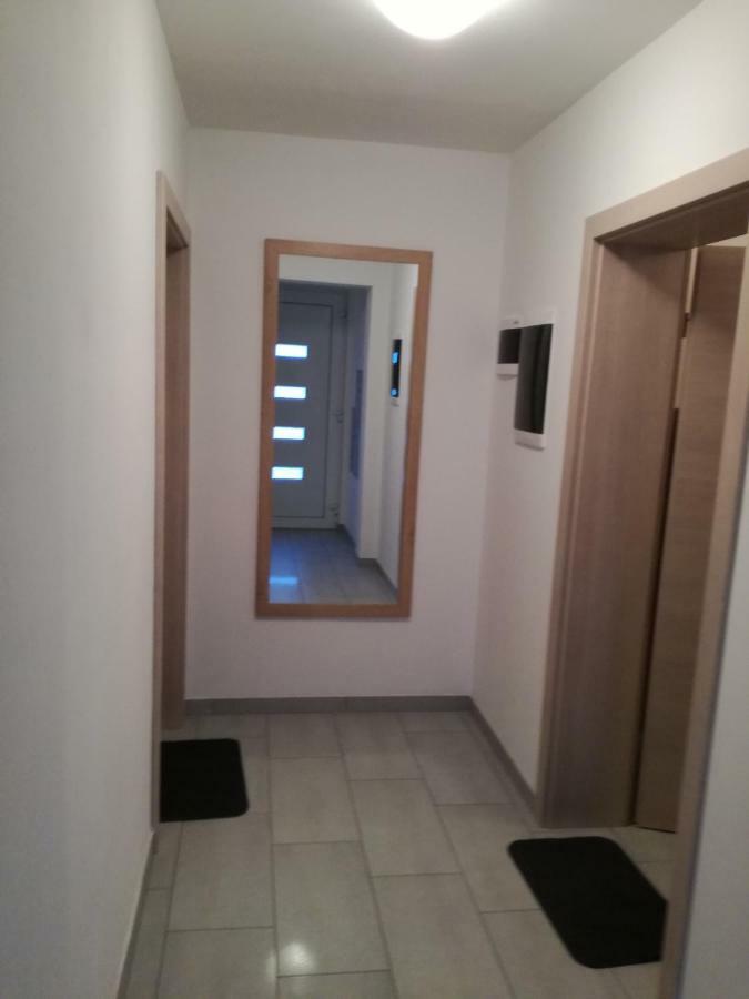 Apartizola Dış mekan fotoğraf